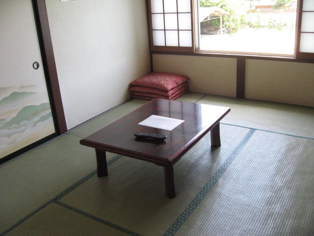 Hotel Maruyaso à Fujikawaguchiko Extérieur photo